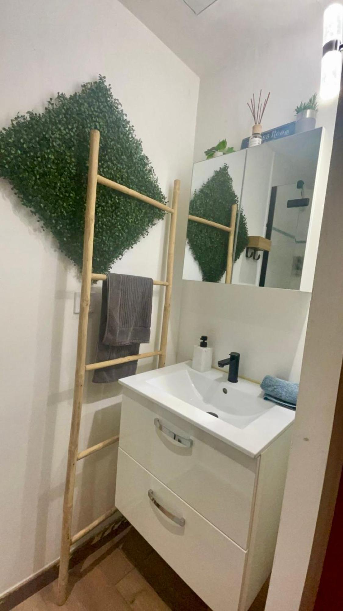 Luminux - 1P A 2P - Henriville อาเมียงส์ ภายนอก รูปภาพ